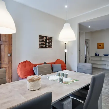 Apartment Acadamis - 4 Min A Piedi Da Porta Susa Turin