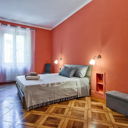Apartment Acadamis - 4 Min A Piedi Da Porta Susa Turin