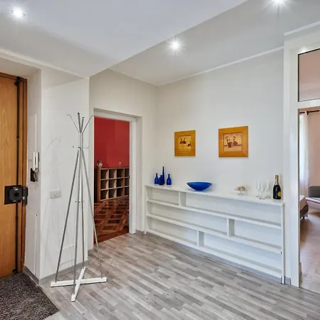 Acadamis - 4 Min A Piedi Da Porta Susa * Torino